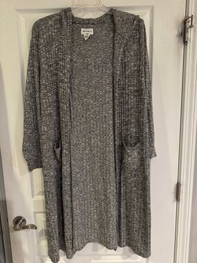 For The Republic Gray Open-Front Hooded Cardigan